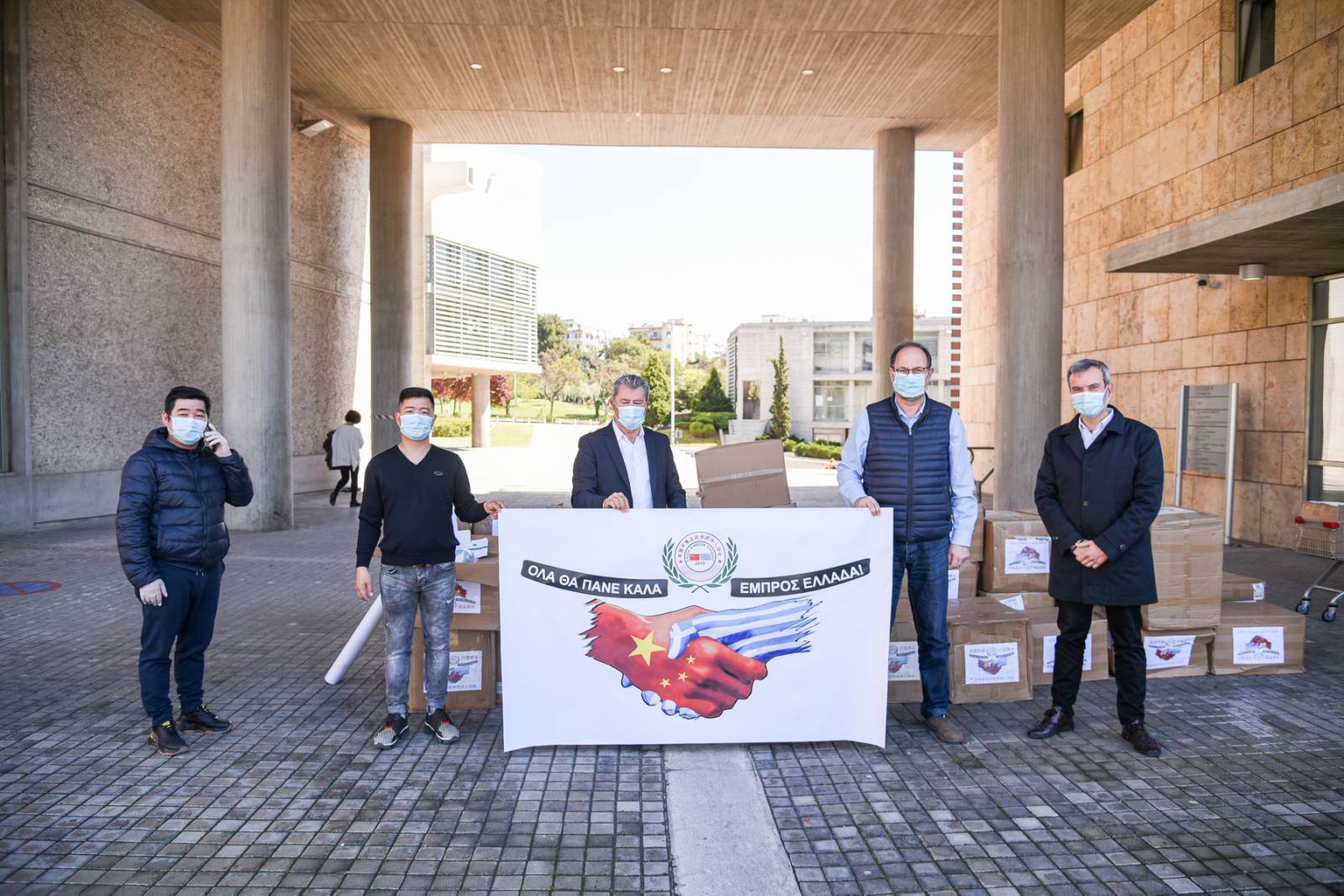 Μεγάλες ποσότητες υγειονομικού υλικού προς ενίσχυση του Ε.Σ.Υ και άλλων δομών μετά από πρωτοβουλίες του Δήμου Θεσσαλονίκης
