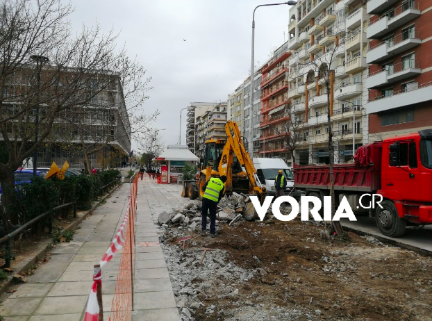 Μπουλντόζες στο Δικαστικό Μέγαρο – Άρχισε η ανάπλαση της περιοχής