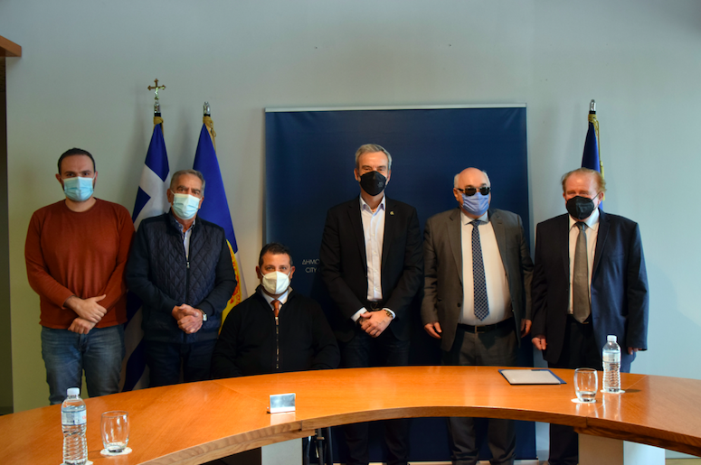 Συνάντηση του Δημάρχου Θεσσαλονίκης Κωνσταντίνου Ζέρβα με τον Πρόεδρο της Εθνικής Συνομοσπονδίας Ατόμων με Αναπηρία Ιωάννη Βαρδακαστάνη