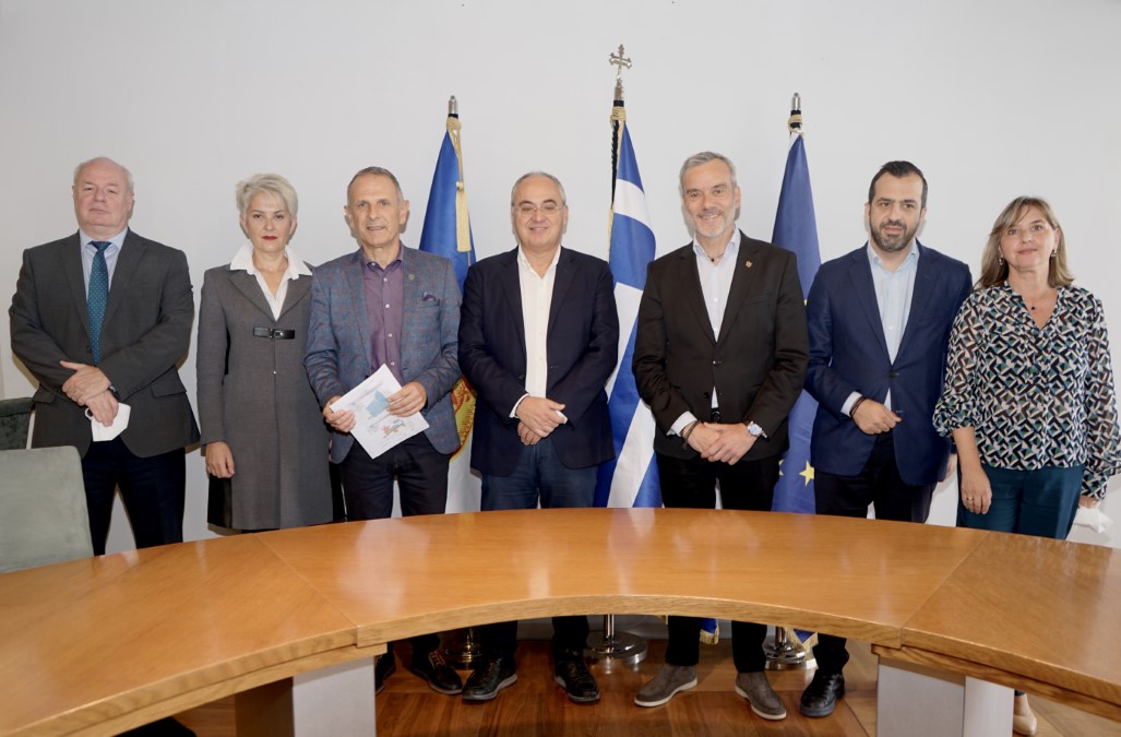 Υπογράφηκε τριμερής προγραμματική σύμβαση για την ανάπλαση της περιοχής πέριξ του σταθμού της Νέας Ελβετίας – Κ. Ζέρβας: «Η Θεσσαλονίκη αποκτά ένα σημαντικό συγκοινωνιακό πλεονέκτημα παράλληλα με εκτεταμένους χώρους πρασίνου»