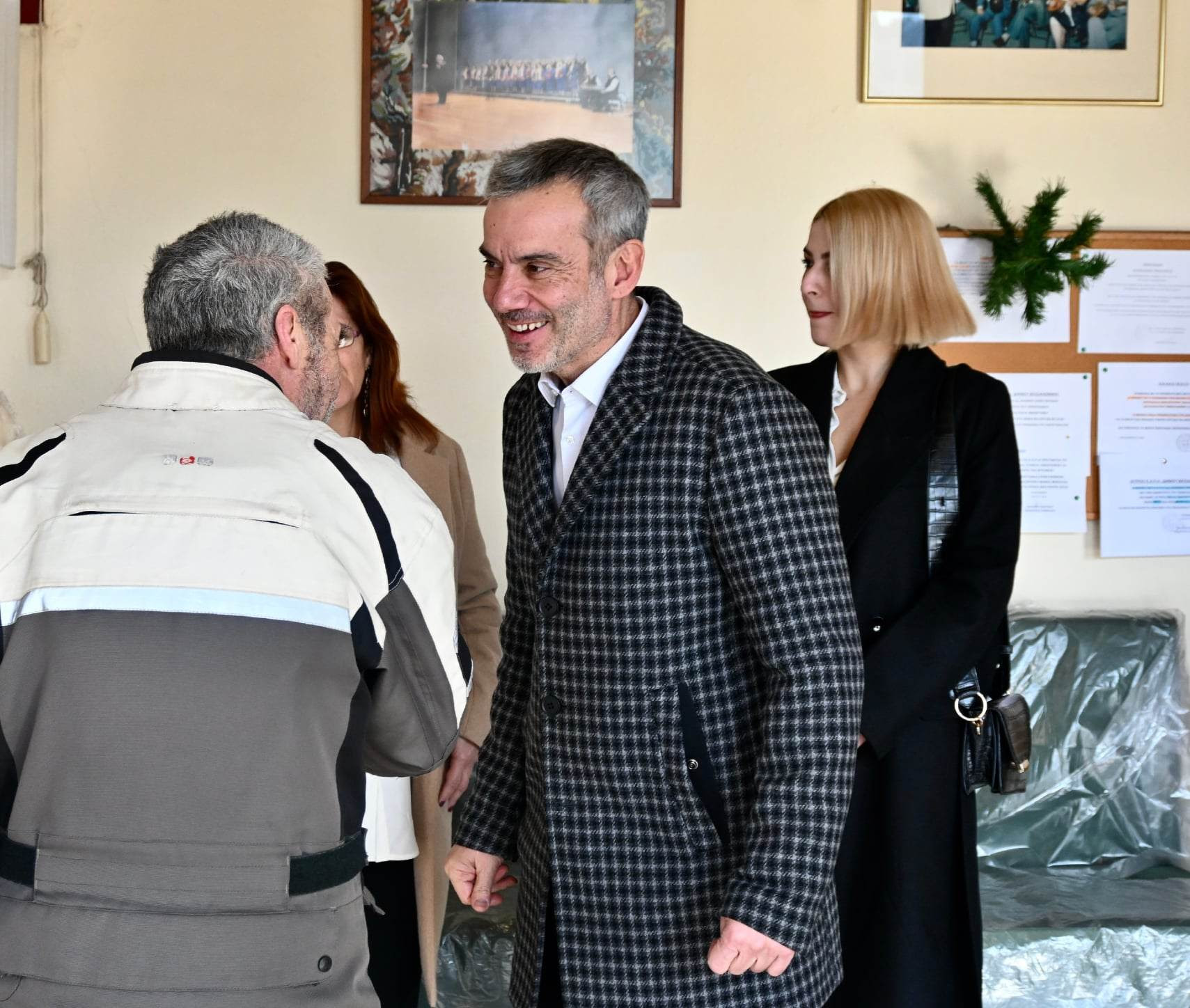 Πάνω από 1.500 γεύματα αγάπης τις ημέρες των γιορτών - Κ. Ζέρβας: «Κανείς δεν πρέπει να νιώθει μόνος του»